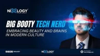 Big Booty Tech Nerd